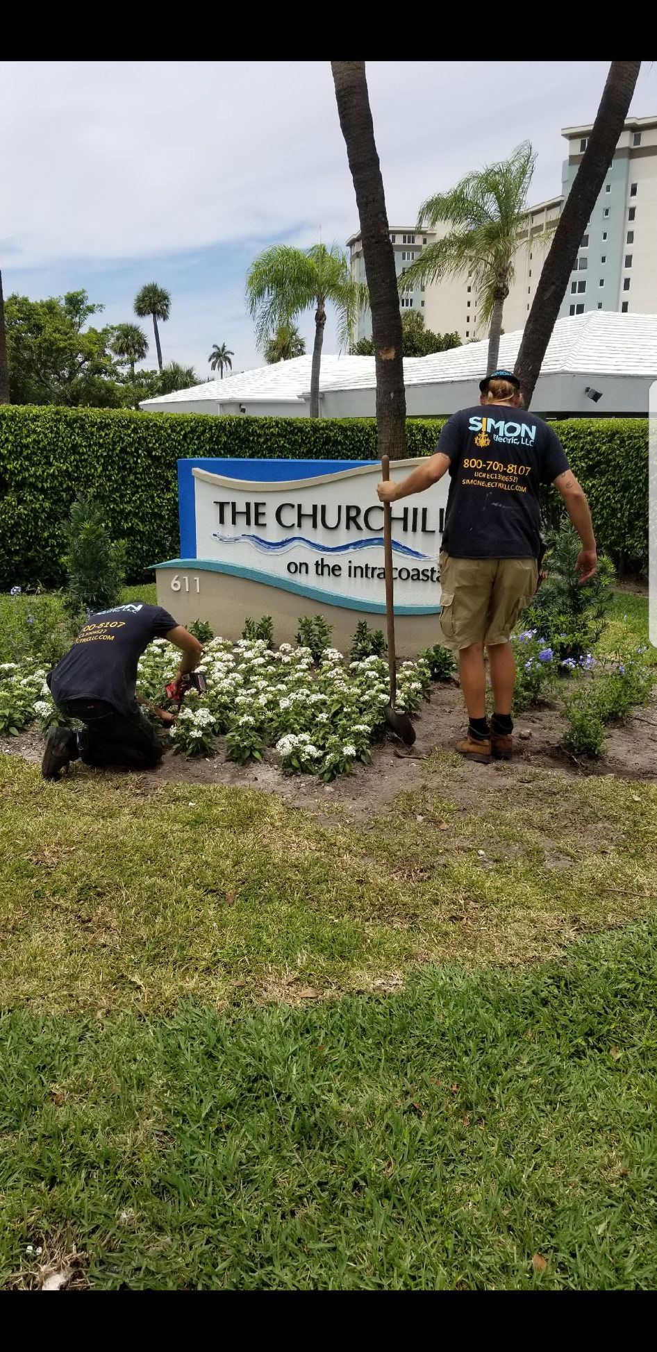 Installation of landscape lighting and signage in Delray Beach, FL