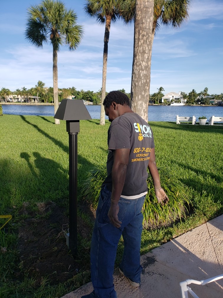 Simon Electric LLC of Palm Beach County, FL