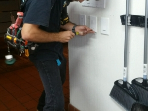 Hurricane Grill & Wings - Lake Worth, FL
