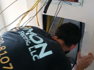 Simon Electric LLC of Palm Beach County, FL